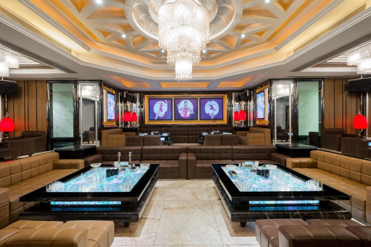 Crowne Plaza Zhanjiang Kang Yi, an IHG Hotel Bagian luar foto